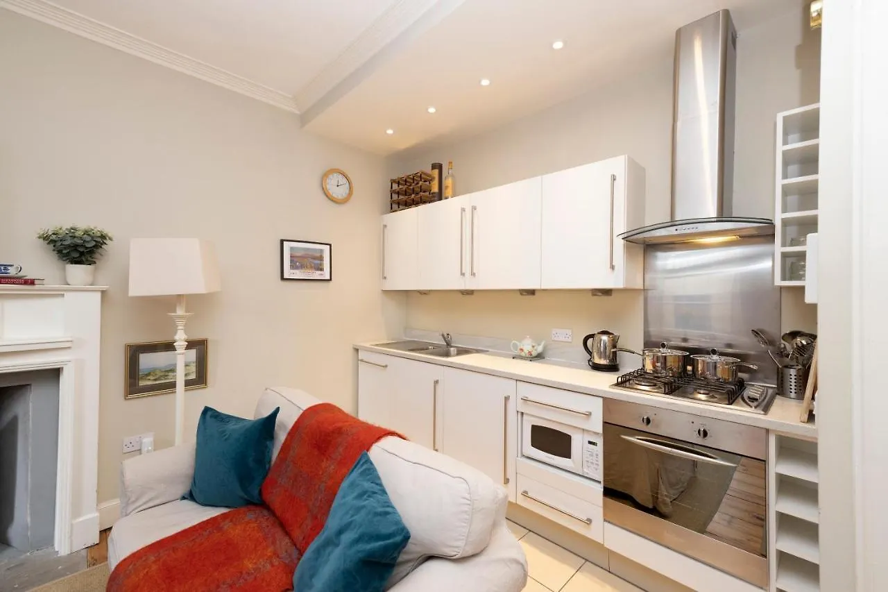 Charming Hideaway In Edinburgh City Centre Apartmán